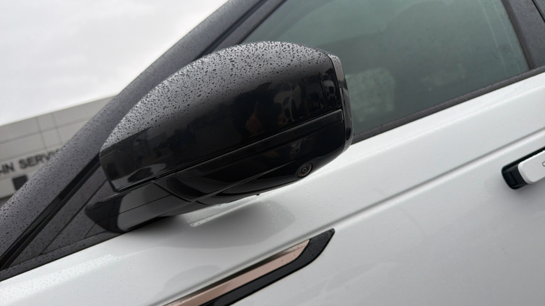 Land Rover Range Rover Velar 2.0 P250 R-Dynamic 5dr Auto Petrol Estate